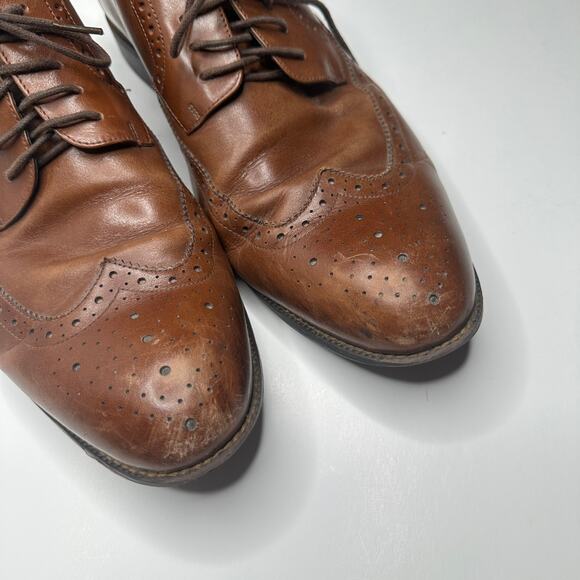 Stacy Adams Garrison Cognac Wingtip Leather Dress Shoes - Picture 4 of 11